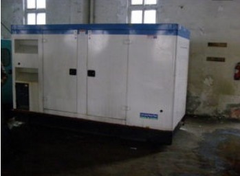 呼伦贝尔康明斯150kw大型柴油二手发电机组